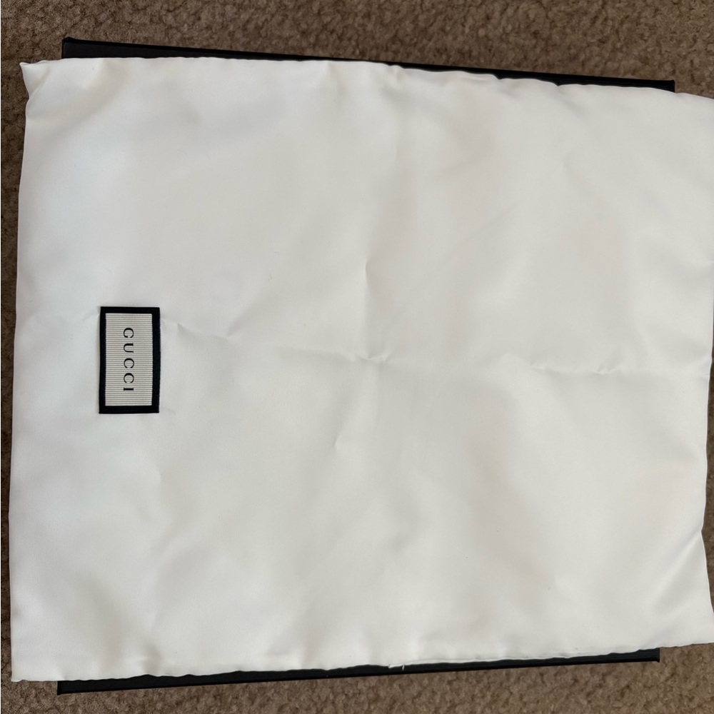 Gucci White Dust Bag